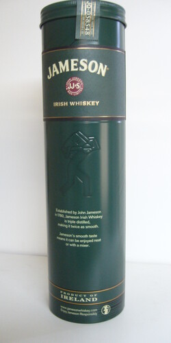 Jameson 0,7L v plechov&eacute; tubě 476,-