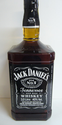 Jack Daniels Tennessee whisky 3L 3000,-